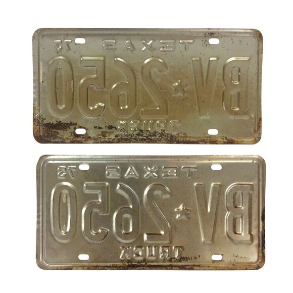 Vintage 1973 Texas Truck License Plates BV-2650 Set Of 2 Rustic Collectible - Picture 2 of 5